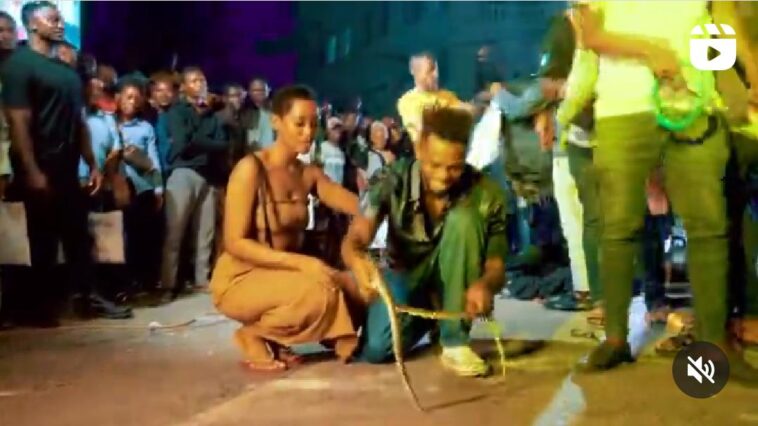 VIDEO: Watch Diamond Platnumz acquiring snake as his pet