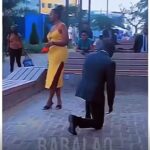 Video: Womam gives man shock of his life after he proposes to her in park