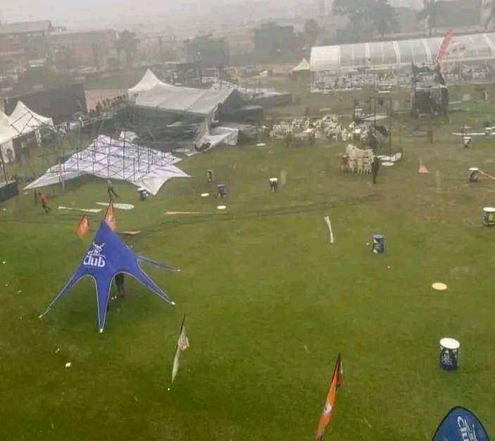 VIDEO: Jose Chameleon’s ‘Gwanga mujje’ concert stage down due to rainfall