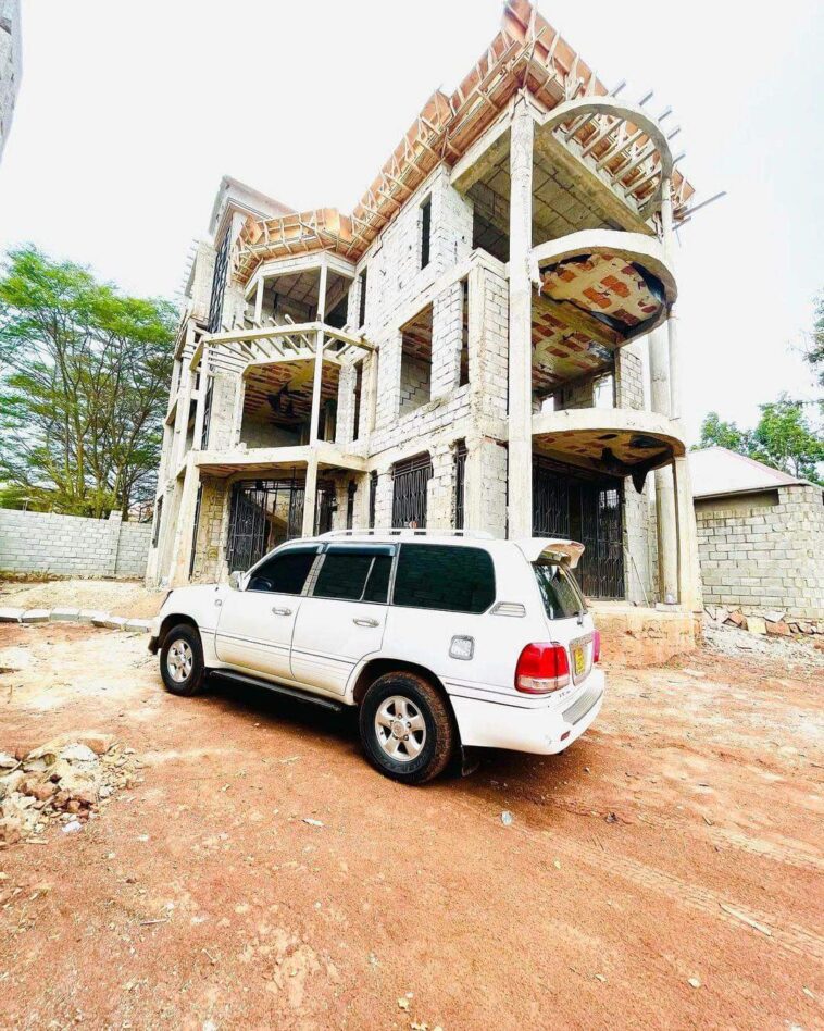 PHOTOS: Gravity Omutujju shows off unfinished dream mansion