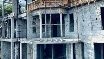 VIDEO: Gravity Omutujju mockingly uses Chameleon’s song to show off his mansion