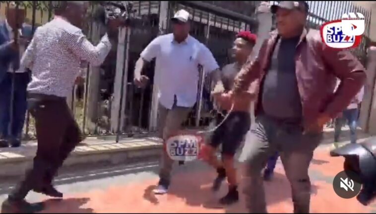 VIDEO: Kenyan comedian Eric Omondi arrested in boxers while protesting on street