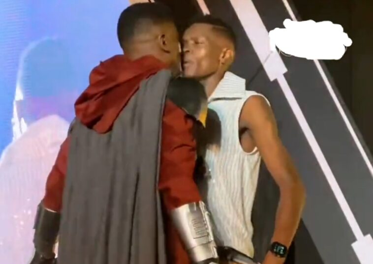 VIDEO: Jose Chameleon finally apologizes for kissing Weasel in public