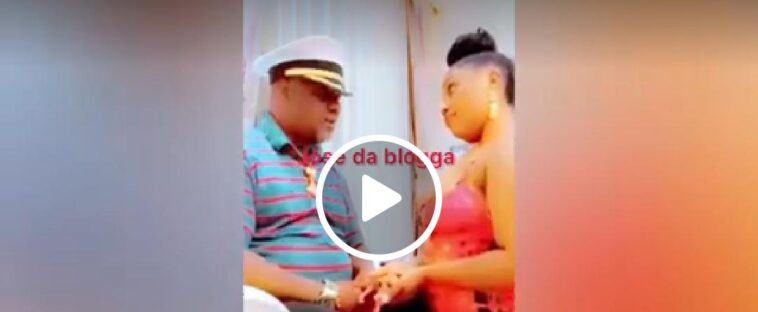 18+ VIDEO: Watch another lady chew Lwasa for money