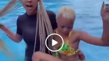 VIDEO: Watch Rahma Pinky showing off her fulll body in swimming pool