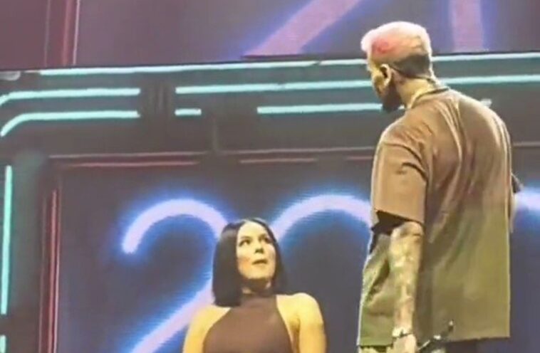 Video: Chris Brown gets rejected by fan, throws away her phone