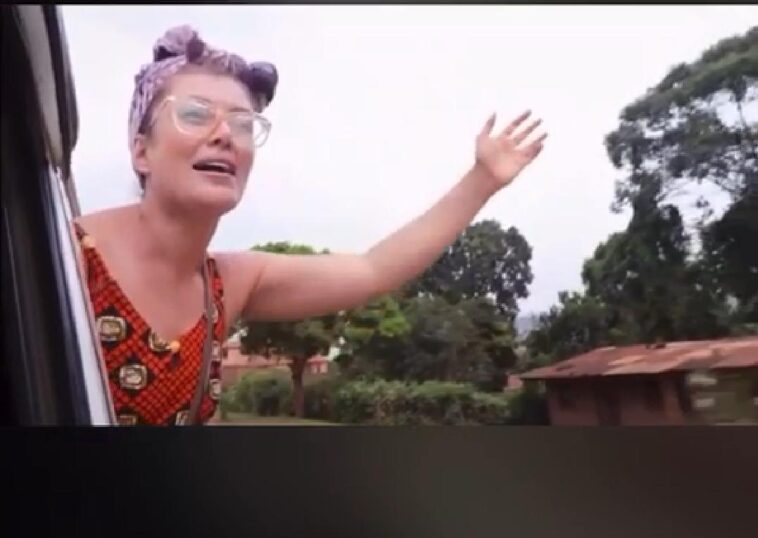 VIDEO: Female Mzung taxi conductor leaves Ugandans stunned