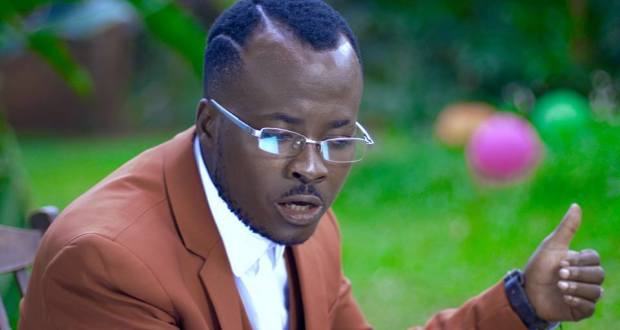 VIDEO: Jamie Culture runs mad again, eats food from the dustbin