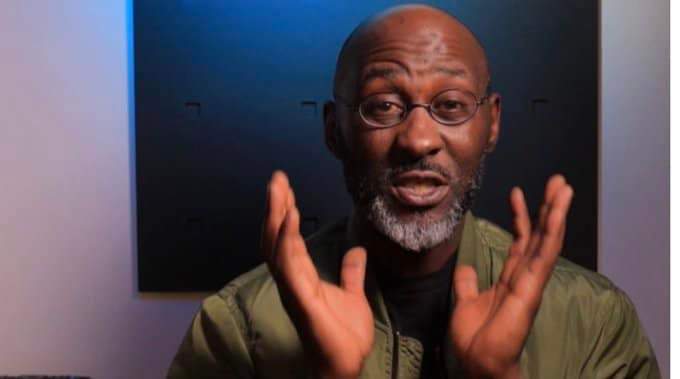 VIDEO: Isma Olaxess dead in his car