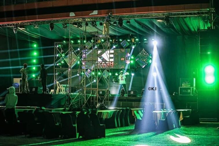 PHOTOS: All set at Freedom City! Here is Alien Skin’s amazing stage build up