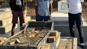 PHOTOS: Mesach Semakula builds Kato Lubwama’s grave