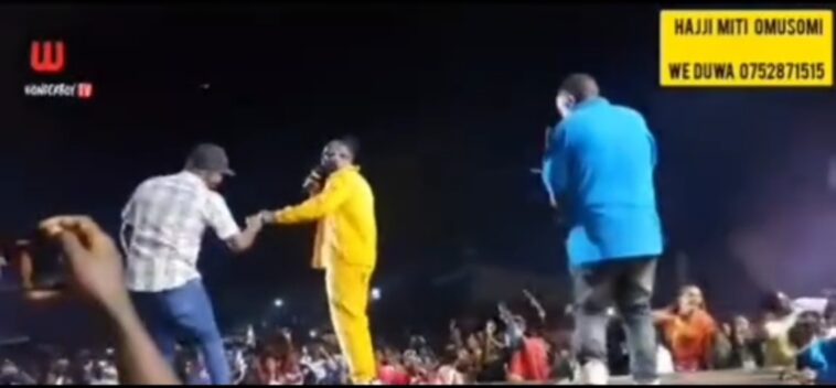 VIDEO: Bebe Cool embarrasses fan on stage VIDEO: Bebe Cool embarrasses fan on stage