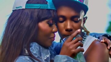 VIDEO: Watch Feffe Bussi chew Karole Kasita in video